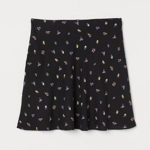 H&M floral A-line skirt size 6